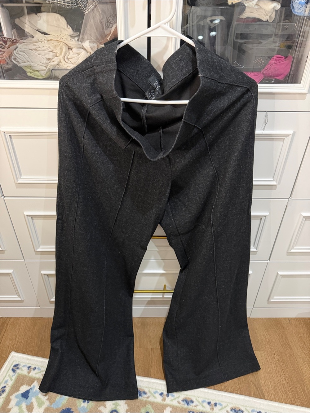 Women's Black Wide-Leg Trousers - Classic Tailored Look